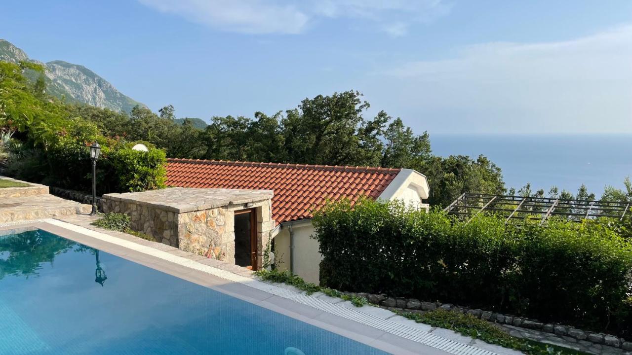 House In The Mountains Near Dom wakacyjny Budva