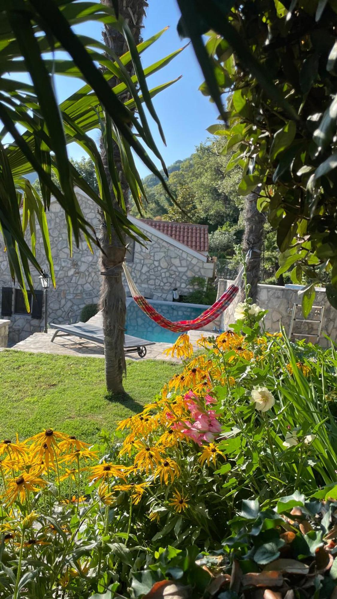 Dom wakacyjny House In The Mountains Near *